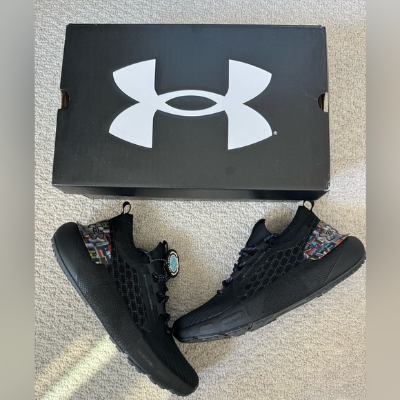 UA Phantom 3 SE Black History Month Running Shoes Unisex - Picture 3 of 6